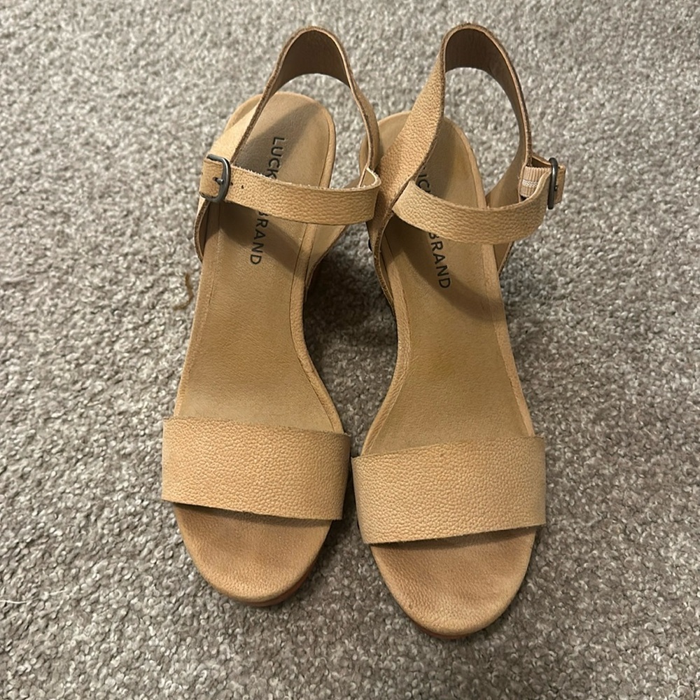 Brand new Wood and Leather Block heel!